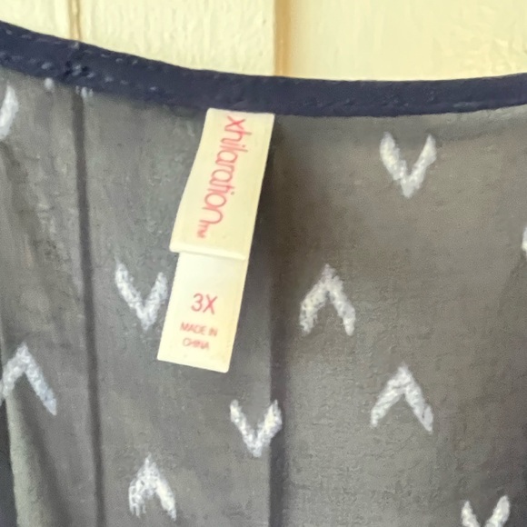 Button Front Duster - Picture 2 of 3